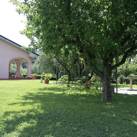 Canal Di Bocco Estate Two Private For Families & Groups Luni
