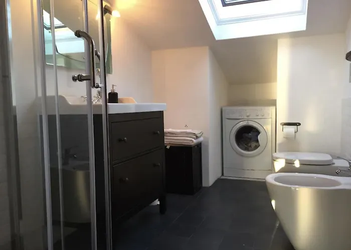 Canal Di Bocco Tra 5 Terre E Versilia