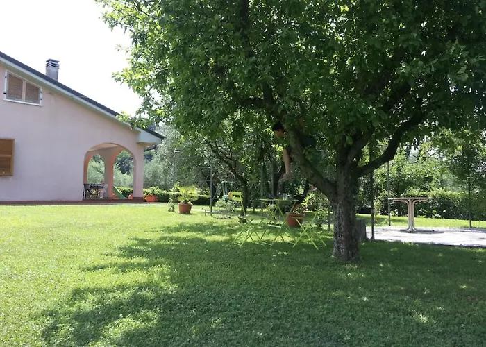 Canal Di Bocco Tra 5 Terre E Versilia Luni