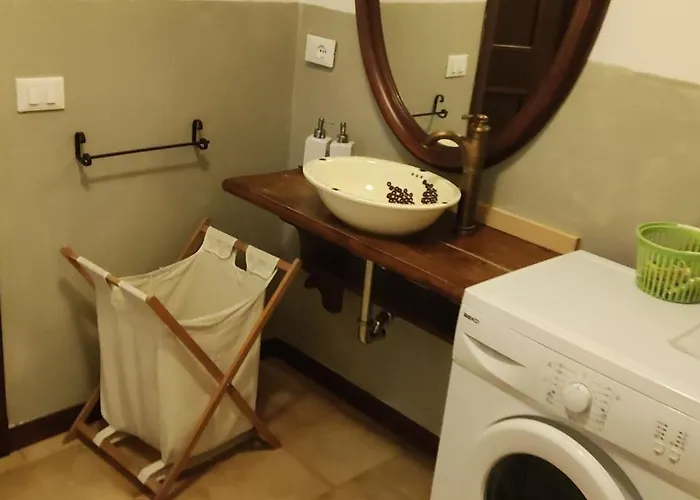 Canal Di Bocco Tra 5 Terre E Versilia