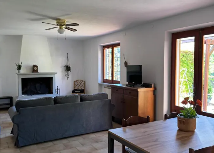 Canal Di Bocco Tra 5 Terre E Versilia Feriehus